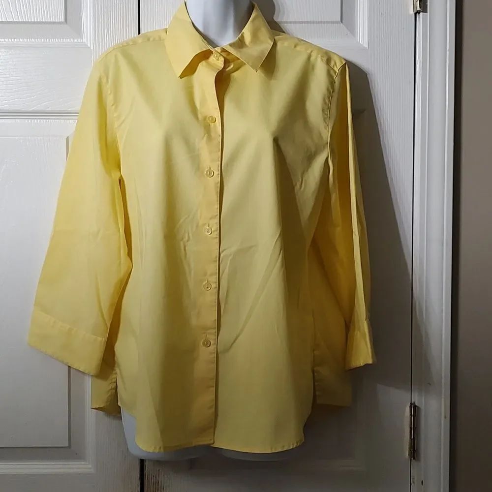 Foxcroft yellow button down wrinkle free 3/4 length sleeve shirt Sz 14 EUC